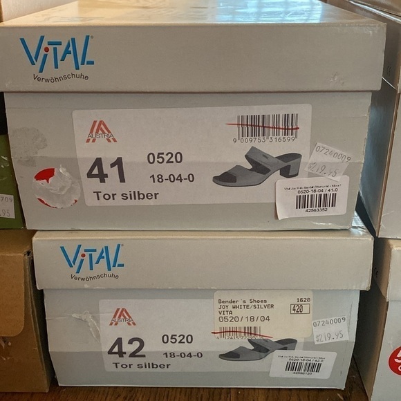 Vital Shoes tor silber mules in silver - Picture 13 of 13